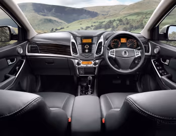 Торпедо SsangYong Korando [UK-spec] '2013–17