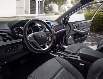 Интерьер SsangYong Korando C [South Korea] '01.2017–02.2019