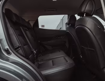 Интерьер SsangYong Korando e-Motion [EU-spec] (C300) '2021–23