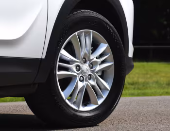 SsangYong Korando Pioneer [UK-spec] (C300) '2019–23