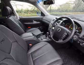 Интерьер SsangYong Rexton [UK-spec] (Y250) '2006–12