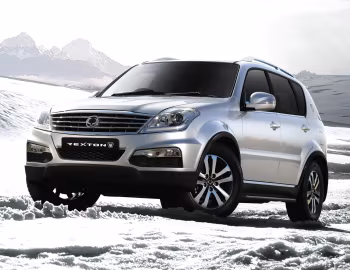 SsangYong Rexton W [UK-spec] (Y250) '2013–15