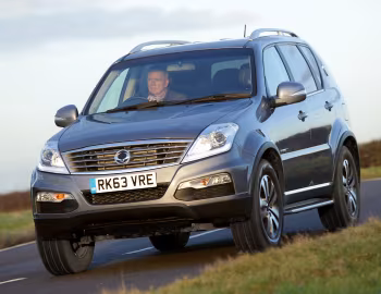 SsangYong Rexton W [UK-spec] (Y250) '2013–15