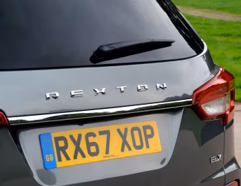 SsangYong Rexton ELX [UK-spec] '2017–21