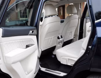 Интерьер SsangYong Rexton Ultimate [UK-spec] '2017–21