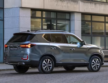 SsangYong Rexton Ultimate 4WD [UK-spec] '2021–23