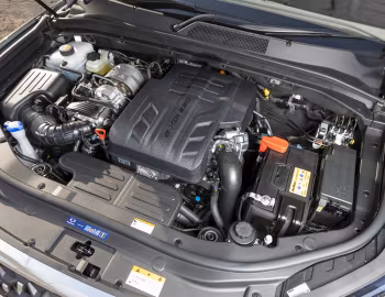 Под капотом SsangYong Rexton Ultimate 4WD [UK-spec] '2021–23