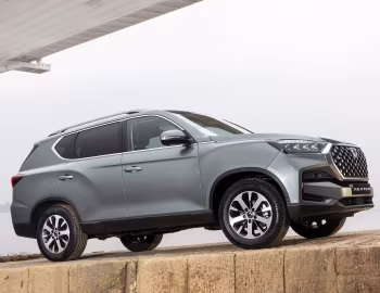 SsangYong Rexton Ultimate 4WD [UK-spec] '2021–23