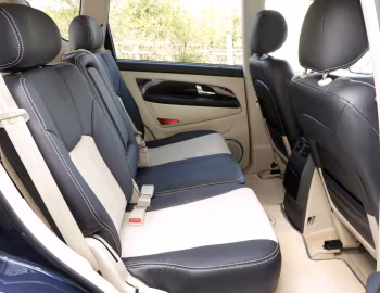 Интерьер SsangYong Rexton W [UK-spec] (Y250) '2015–17