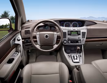 Торпедо SsangYong Rodius '2013–18