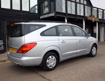 SsangYong Rodius [UK-spec] '2007–13