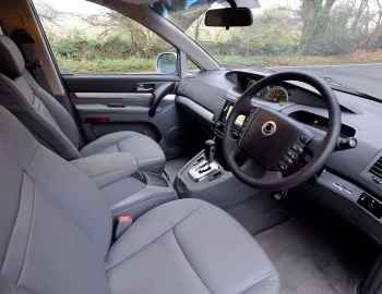 Интерьер SsangYong Rodius [UK-spec] '2007–13
