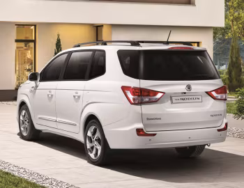SsangYong Rodius [EU-spec] '2018–19