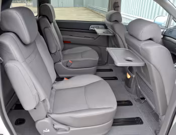 Интерьер SsangYong Stavic [Australia] '2013–15