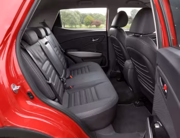 Интерьер SsangYong Tivoli XGi [UK-spec] '2015–18