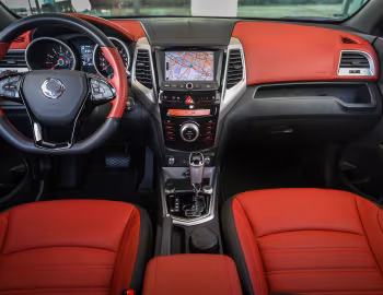Торпедо SsangYong Tivoli XGi [Worldwide] '2015–18