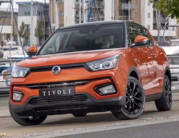 SsangYong Tivoli LE [UK-spec] '2019–20
