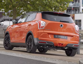 SsangYong Tivoli LE [UK-spec] '2019–20