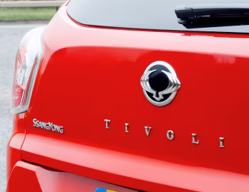 SsangYong Tivoli "Ultimate" [UK-spec] '2018–20
