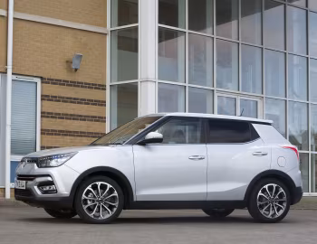 SsangYong Tivoli "Ultimate" [UK-spec] '2018–20
