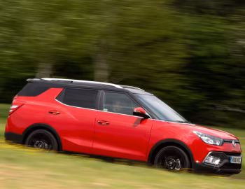 SsangYong Tivoli XLV [UK-spec] '2016–20