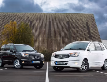 SsangYong Turismo '2013–19