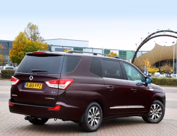 SsangYong Turismo '2013–18