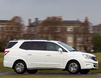 SsangYong Turismo "White" '2016–18