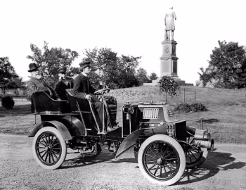 St. Louis Light Tonneau '1903