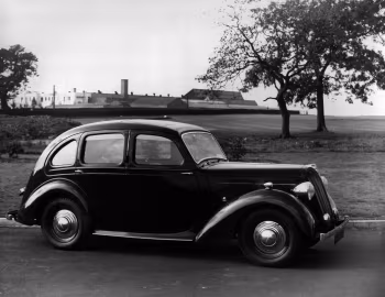 Standard Flying Twelve Saloon '1938–40