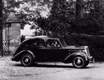 Standard Flying Twenty Saloon '10.1935–37