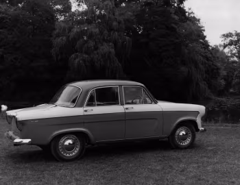 Standard Vanguard Vignale Saloon '1960–61