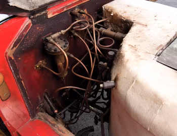 Sous la capuche 1909 Stanley Model E2 Runabout (#284)