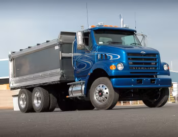 Sterling LT7500 with Shepard tipper body [Australia]