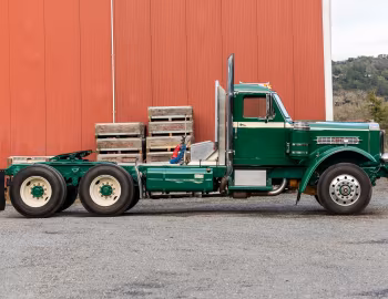 1947 Sterling RWS160H Tractor