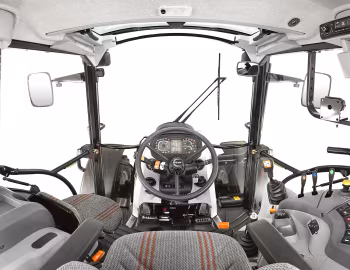 Intérieur Steyr 4095 Kompakt '2008–pr.