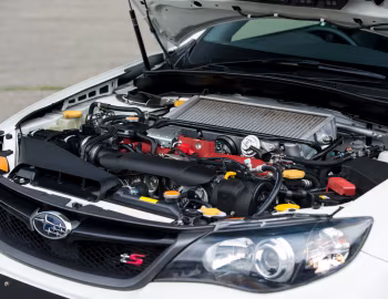 Sob o capô Subaru Impreza WRX STI tS Type RA NBR Challenge Package '2013