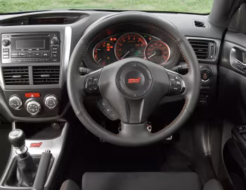 Painel frontal Subaru WRX STI Saloon [UK-spec] '2010–13