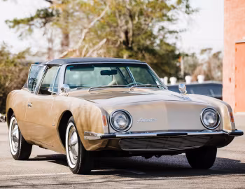 1963 Studebaker Avanti R2
