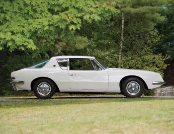 1963 Studebaker Avanti R2