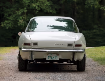1963 Studebaker Avanti R2