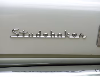 1963 Studebaker Avanti R2