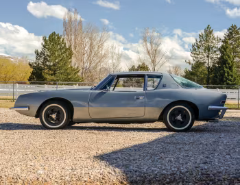 1963 Studebaker Avanti R2