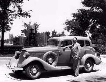 1934 Studebaker Commander Sedan '09.1933–10.1934