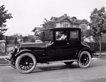 1918–19 Studebaker Light Six Model EH Coupe