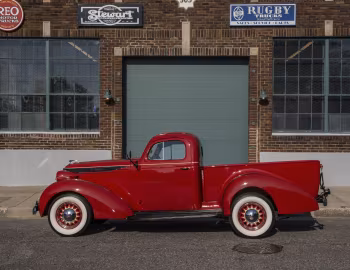 1937 Studebaker Model J5 Coupe-Express