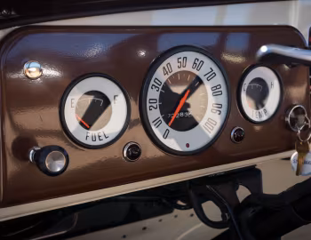 Комбінація приладів 1959 Studebaker-NAPCO Deluxe Pickup (4E11D)