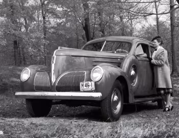 1939 Studebaker President Club Sedan (5C)
