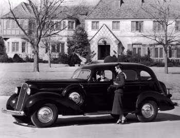1936 Studebaker President Cruising Sedan (Series 2C)