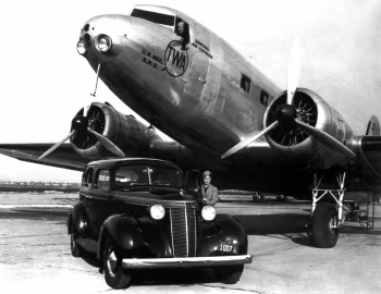1937 Studebaker President Cruising Sedan (3C)